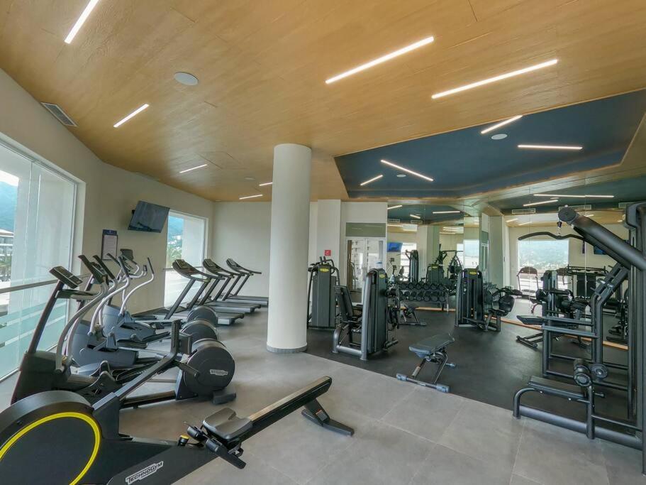 Harbor 7010 By Moikkarentals Beachfront 600Mb Wifi Puerto Vallarta Exterior photo